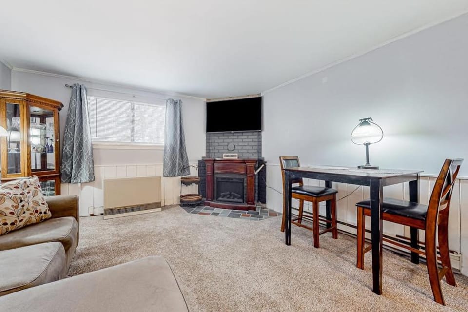Downtown Beauty - Unit 1 Apartment in North Conway