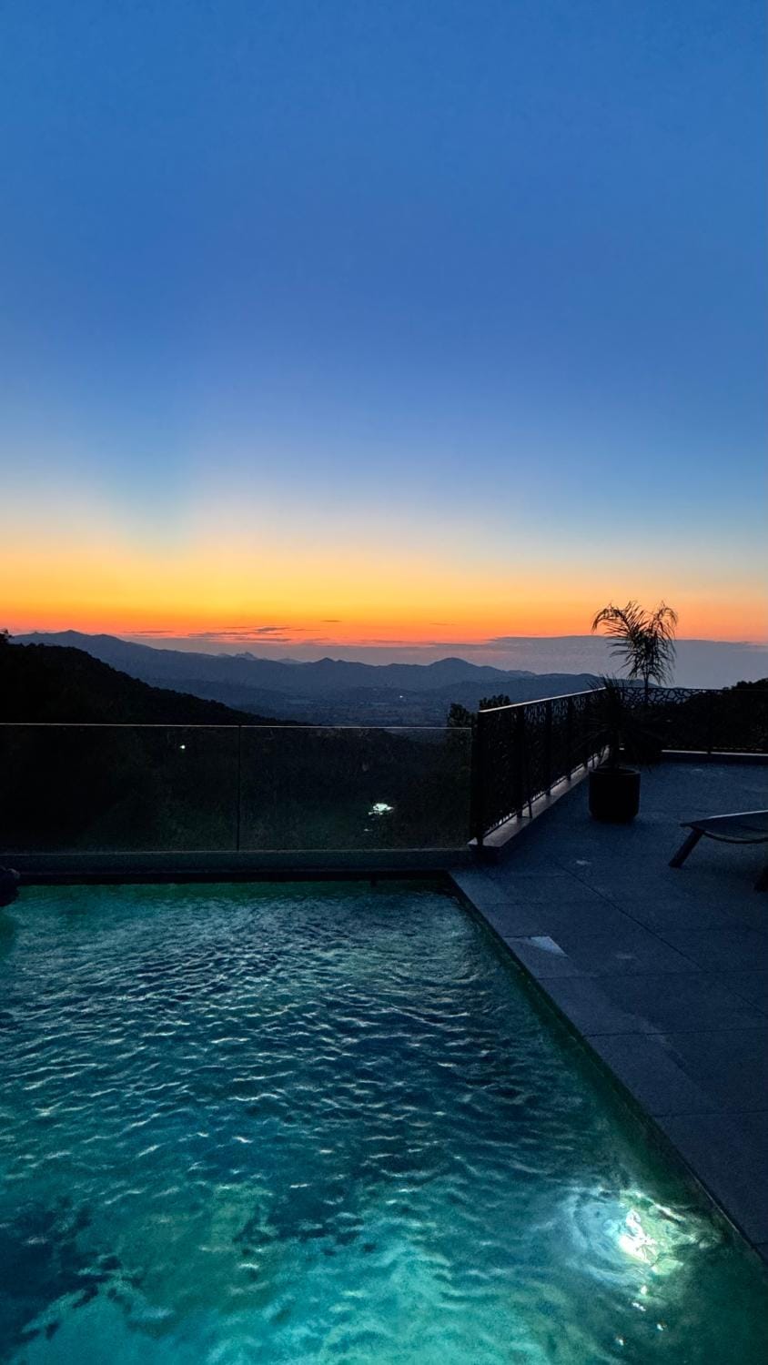 Natural landscape, Mountain view, Pool view, Swimming pool, Sunrise, Sunset, sunbed