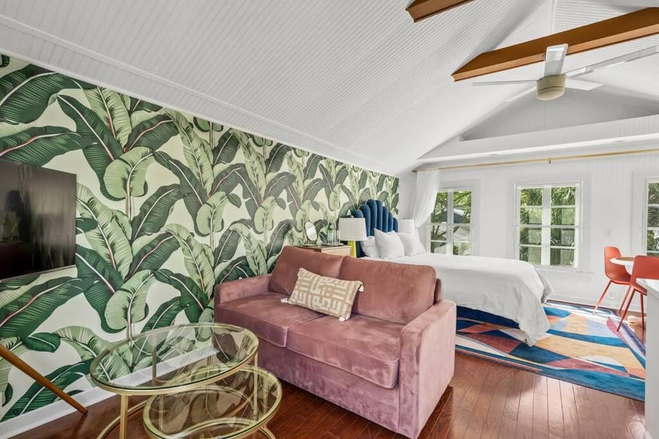 The Julia Place Carriage House House in Sarasota