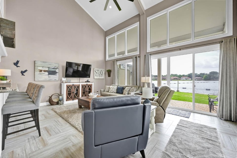 Lakeside Haven House in Lake Conroe
