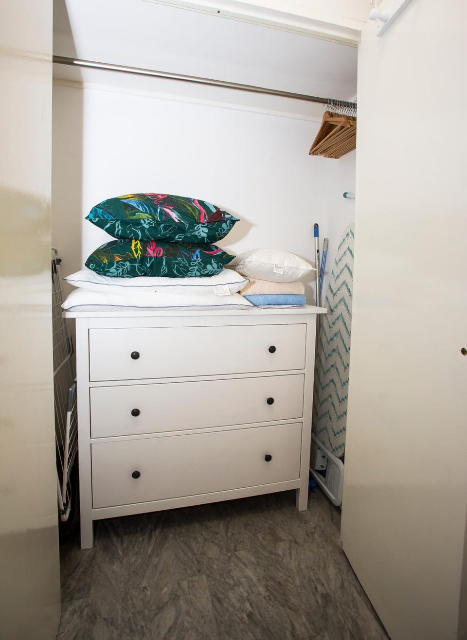 storage, towels