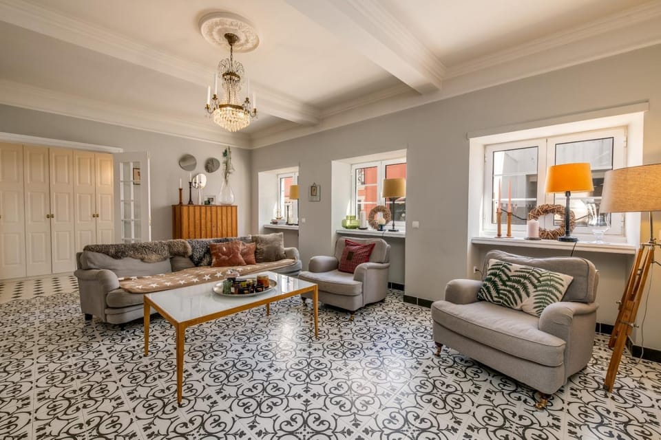 Communal lounge/ TV room, Living room