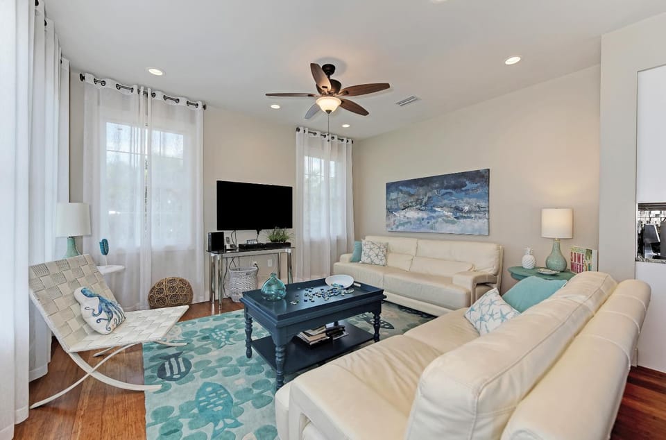 Paradise Found managed by Beach Retreats House in Holmes Beach
