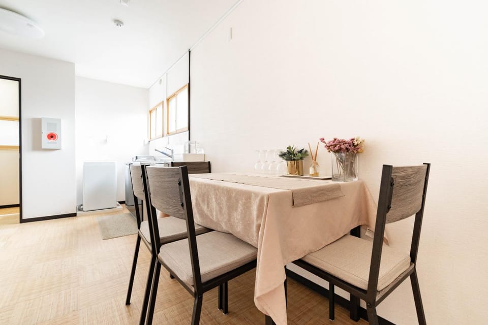 鶴橋妙宅 Bed and Breakfast in Osaka