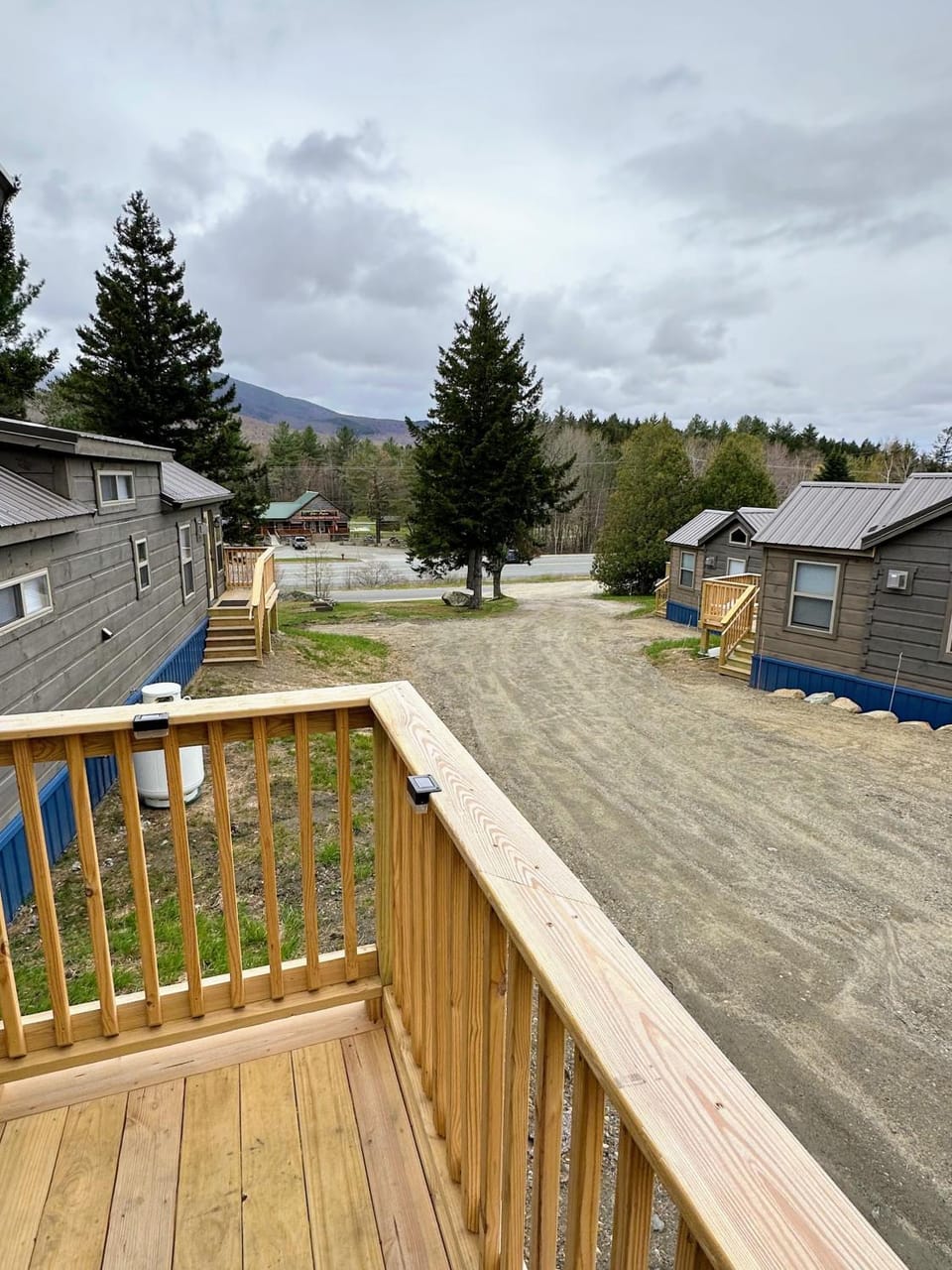 BMV4 Tiny Home with sleeping loft House in Twin Mountain
