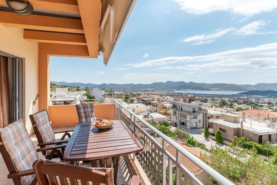 Natural landscape, View (from property/room), Balcony/Terrace, Seating area, Dining area, Mountain view