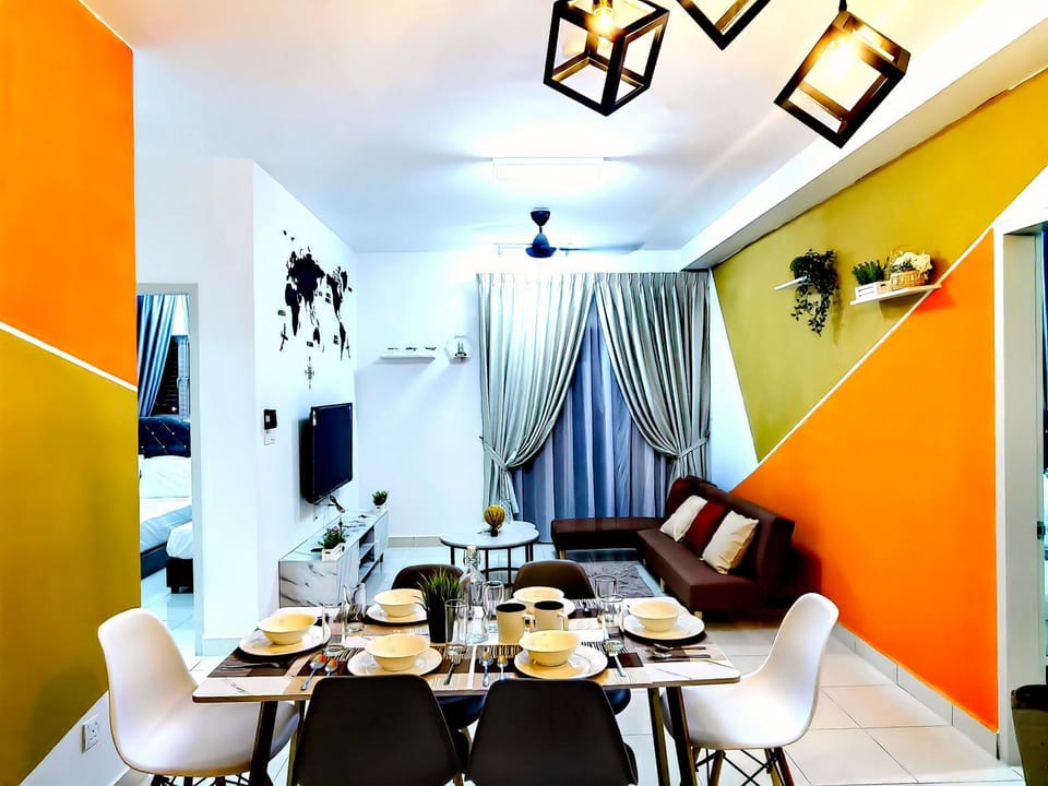 Living room, Seating area, Dining area