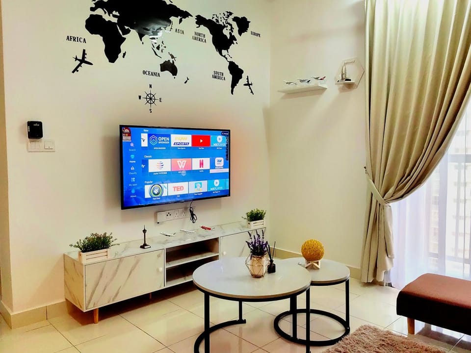 TV and multimedia, Living room, Seating area