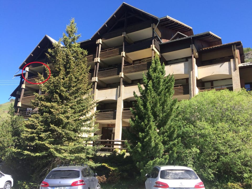 Property building, Parking