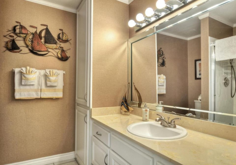 210A Marina Del Mar - Beach View House in Oceanside