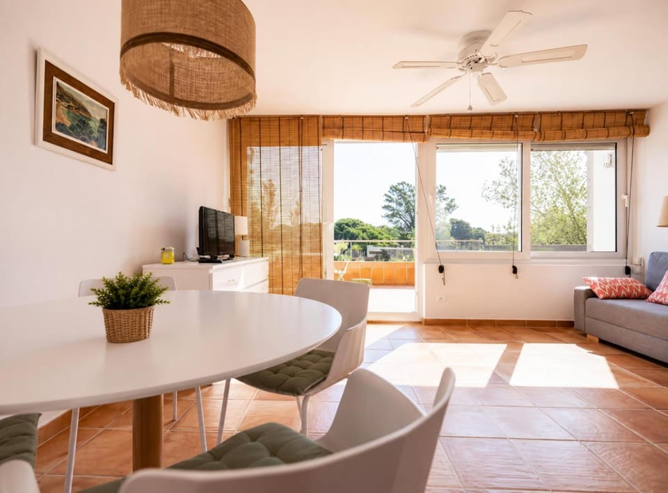 Precioso ático ideal parejas con vistas Apartment in Baix Empordà