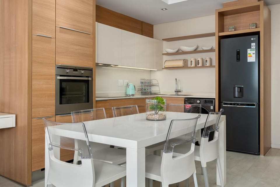 Crystal Towers 212 Apartment in Cape Town