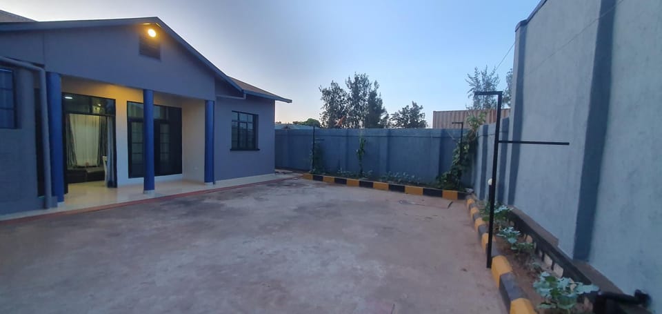 Property building, Day