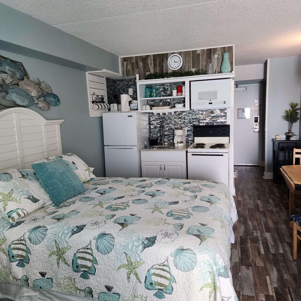 Oceanfront Efficiency T603 House in Myrtle Beach