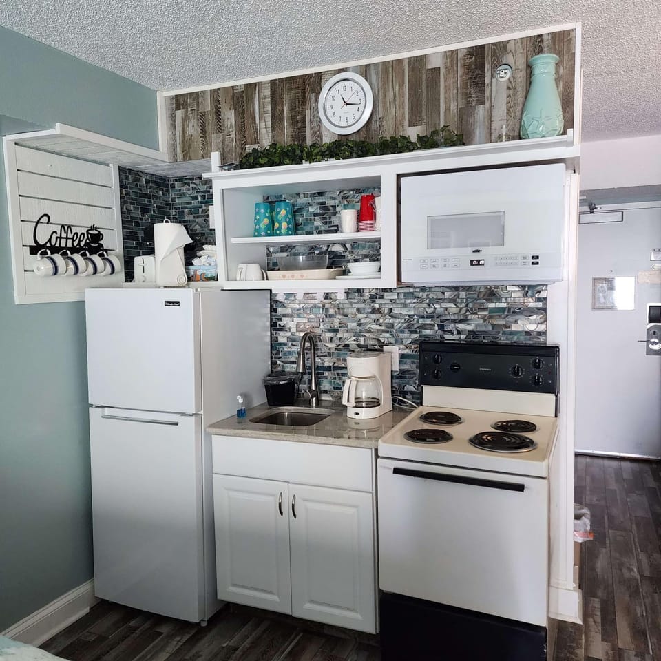Oceanfront Efficiency T603 House in Myrtle Beach