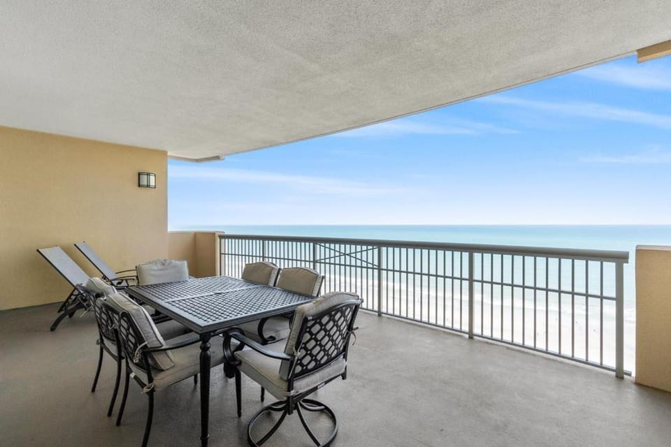 Margate #1606 - Debbie & Bob's - Oceanfront House in South Carolina