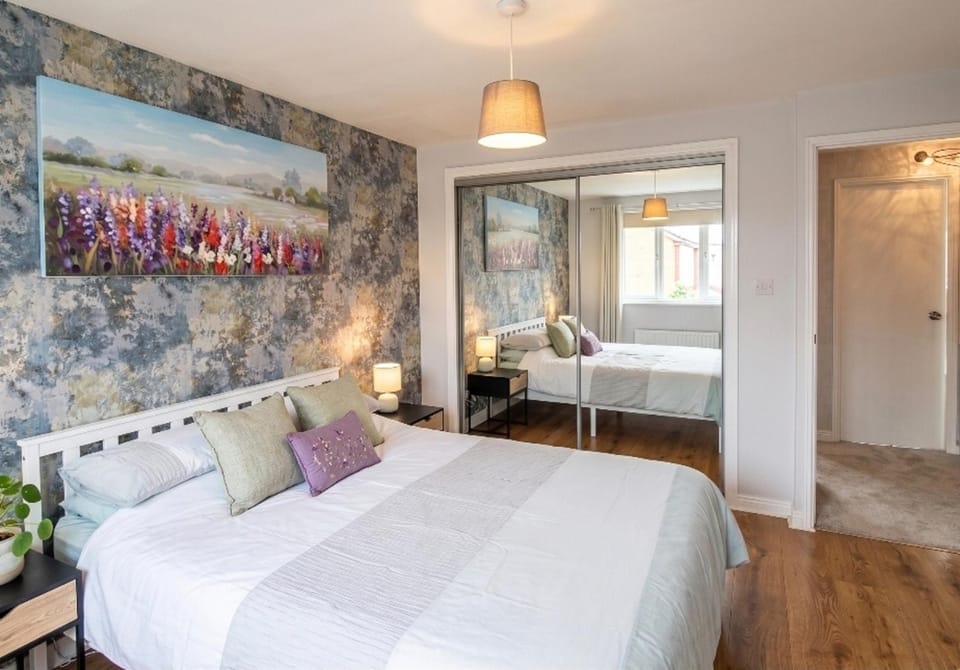 Bed, Bedroom, wardrobe