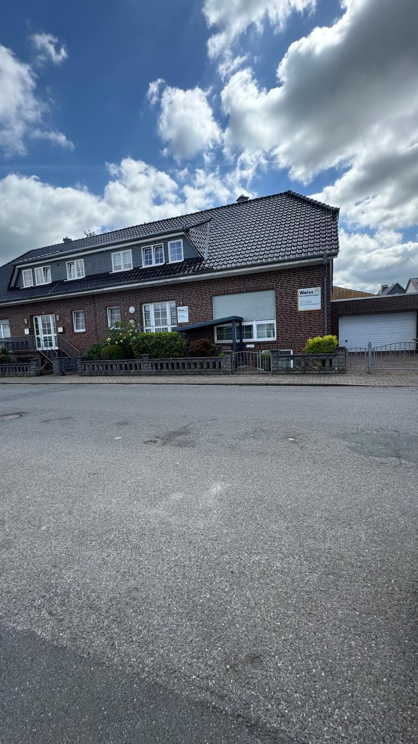 Property building, Parking