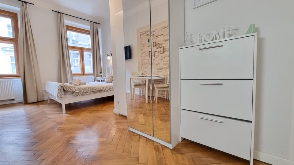 Kitchen or kitchenette, wardrobe