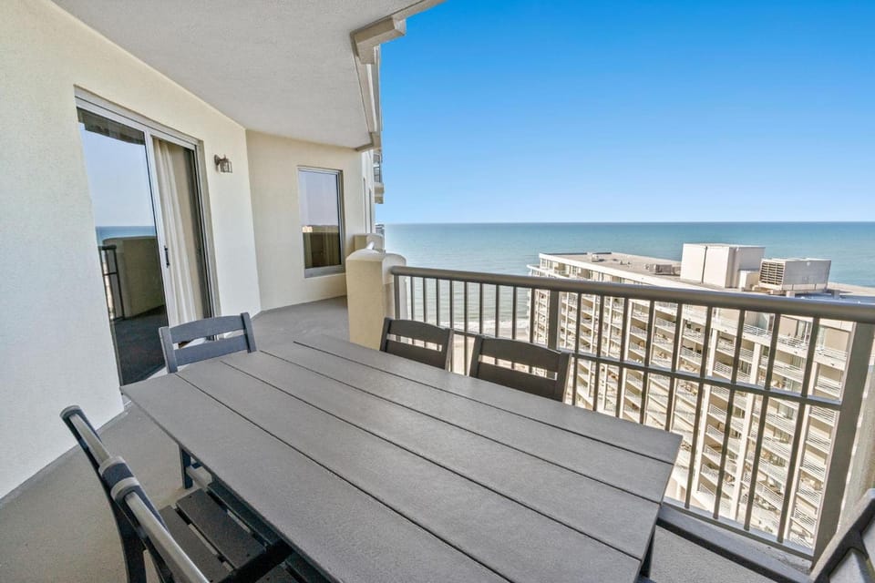 Royale Palms 1906-2 - Oceanview House in South Carolina