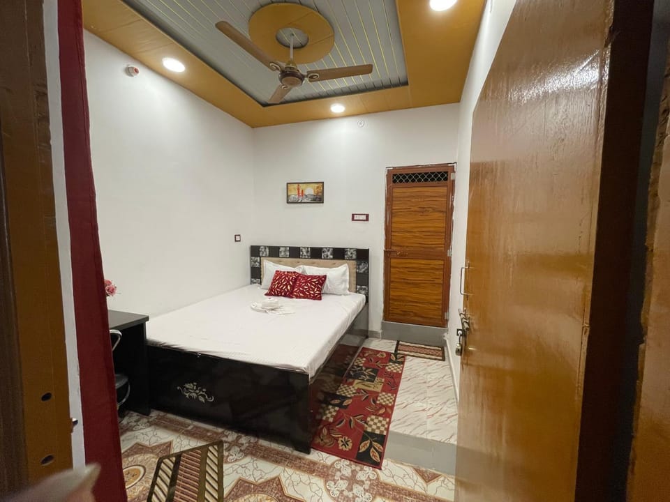 Govind Atithi Grah Bed and Breakfast in Uttar Pradesh