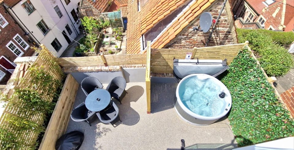 Hot Tub