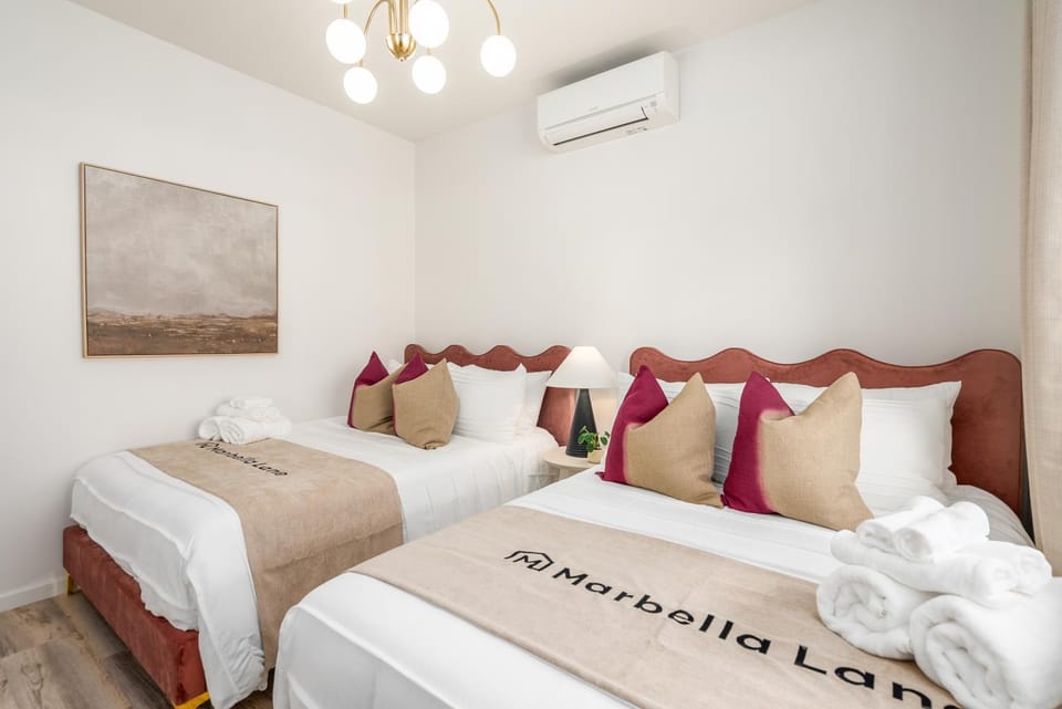 Bed, Photo of the whole room, Bedroom, towels, air conditioner