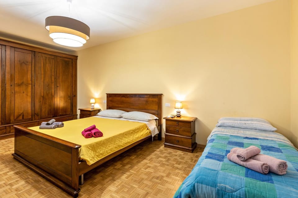Living room, Bedroom