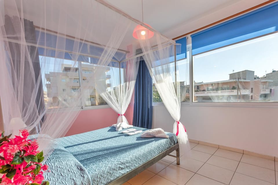 Living room, Bedroom