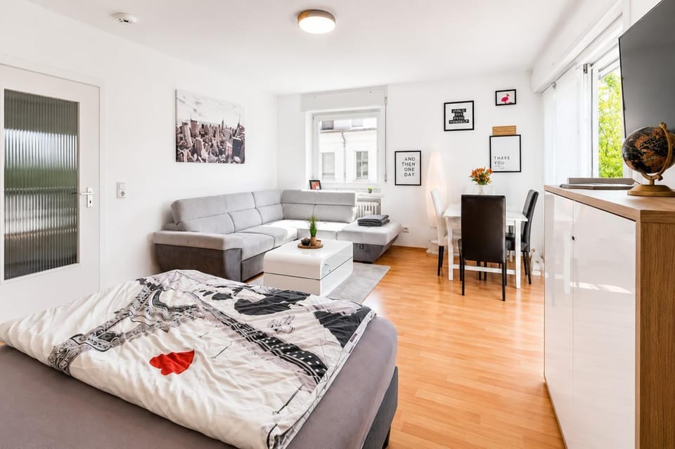 Living room, Bedroom