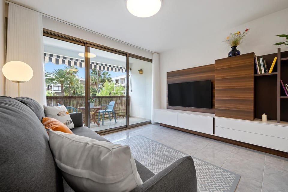Property building, Living room