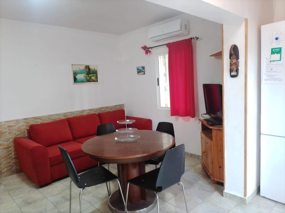 TV and multimedia, Kitchen or kitchenette, Living room, Dining area, minibar