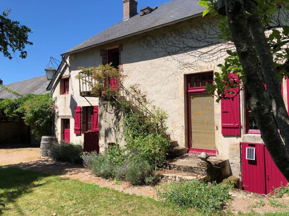 Grande maison familiale, rustique et charmante en Bourgogne, dans le Morvan House in Bourgogne-Franche-Comté