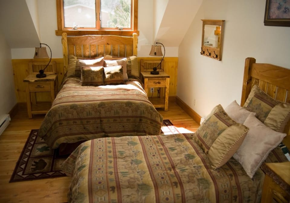 River's Bend Lodge Bed and Breakfast in Idaho