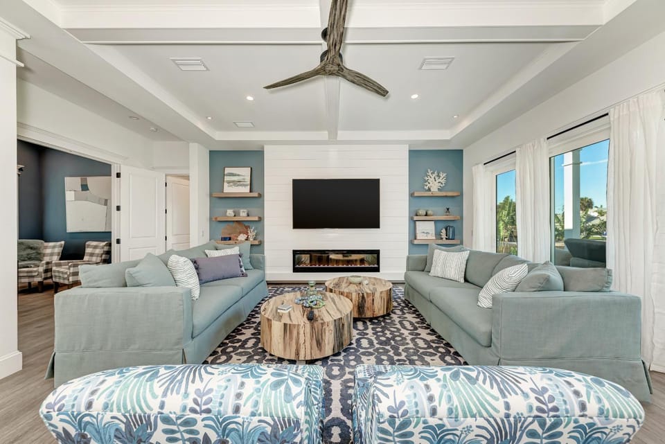 Just Beachy managed by Beach Retreats House in Holmes Beach