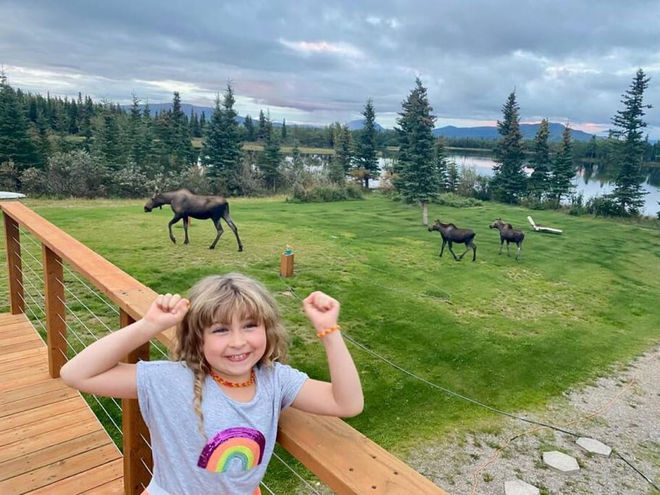 Day, People, Natural landscape, Animals, Mountain view, children, group of guests