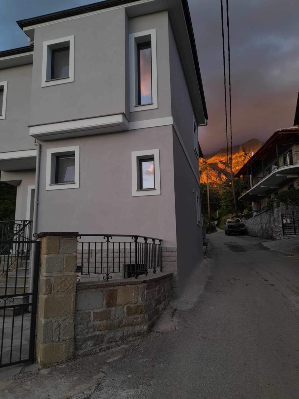 Property building, Street view
