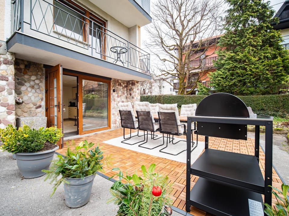 Property building, Patio, Garden, View (from property/room), Balcony/Terrace, Seating area