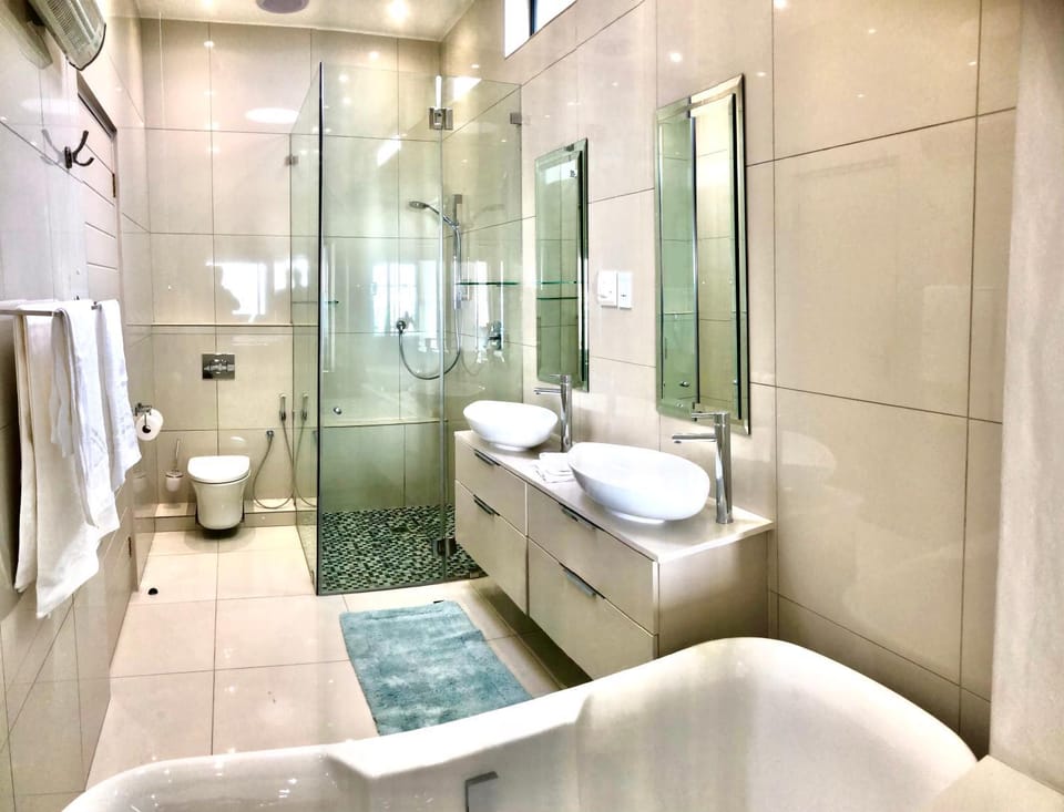 Camps Bay Blue Self-Catering Studios Apartment in Cape Town