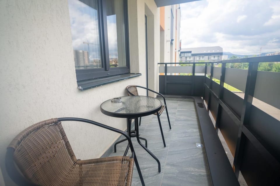 View (from property/room), Balcony/Terrace, Seating area