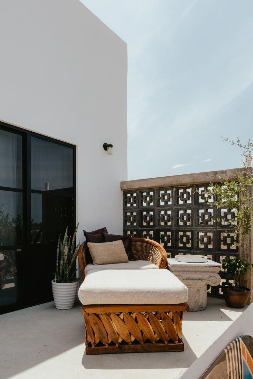 View (from property/room), Balcony/Terrace, Seating area