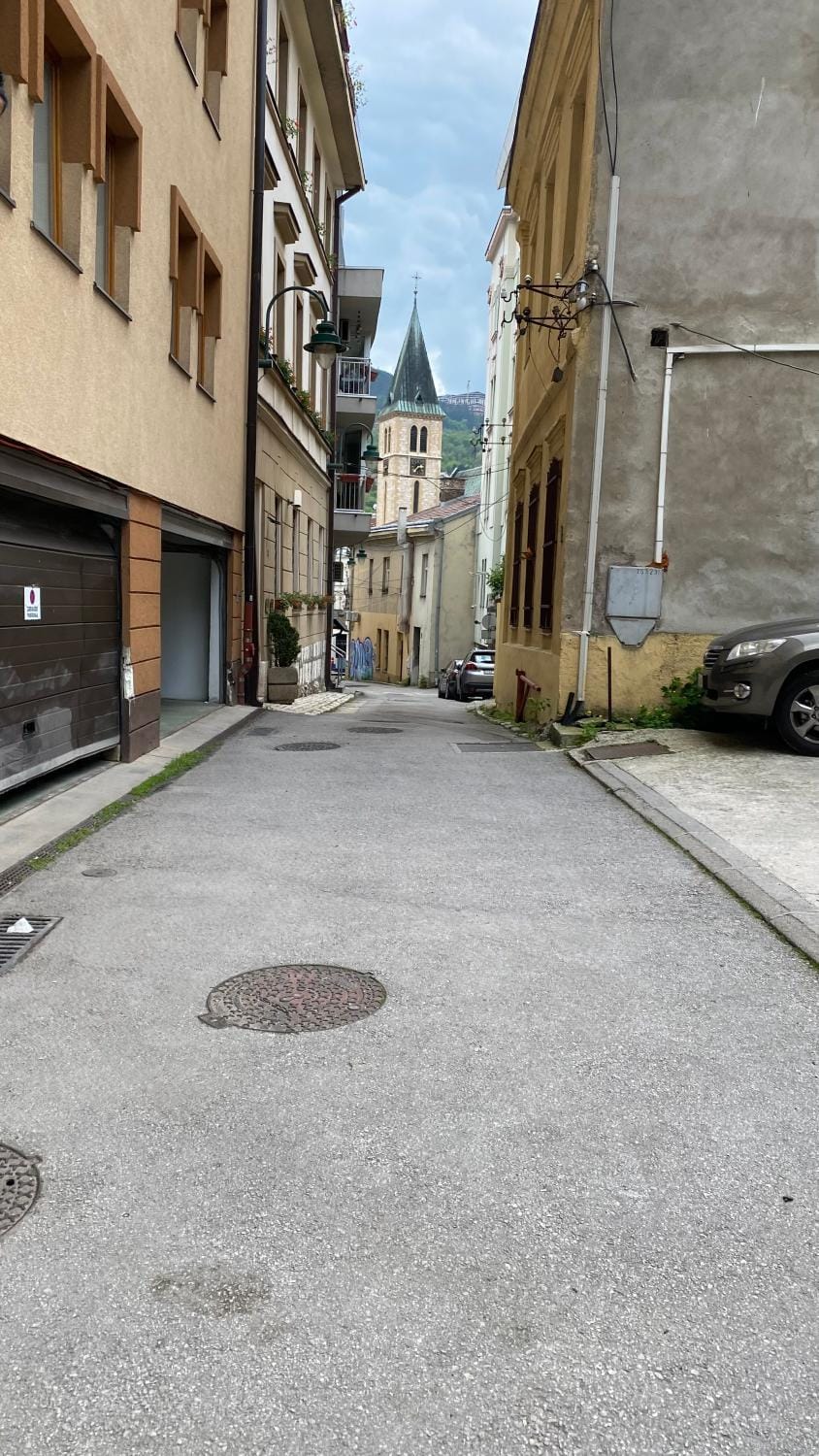 Day, Neighbourhood, Street view, Location, Parking