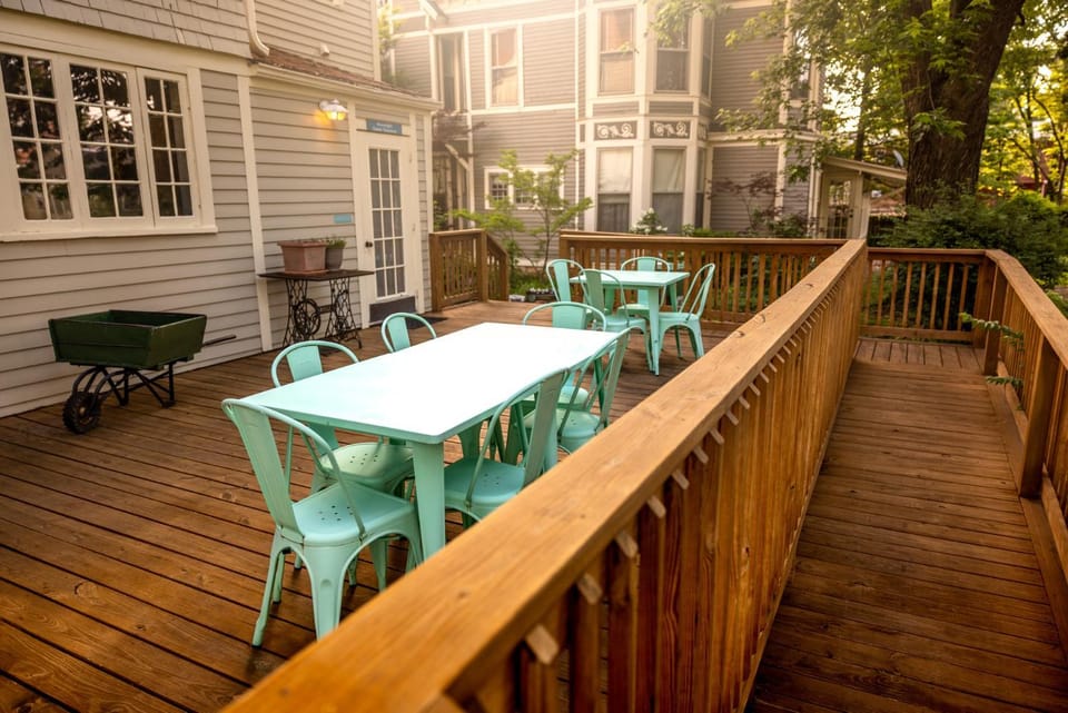 Property building, Balcony/Terrace, Breakfast