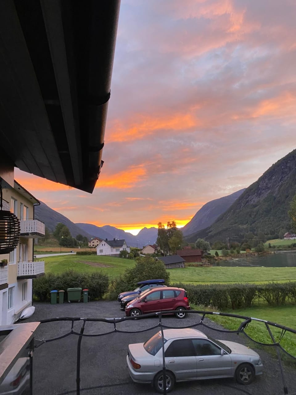 Natural landscape, Mountain view, Sunrise