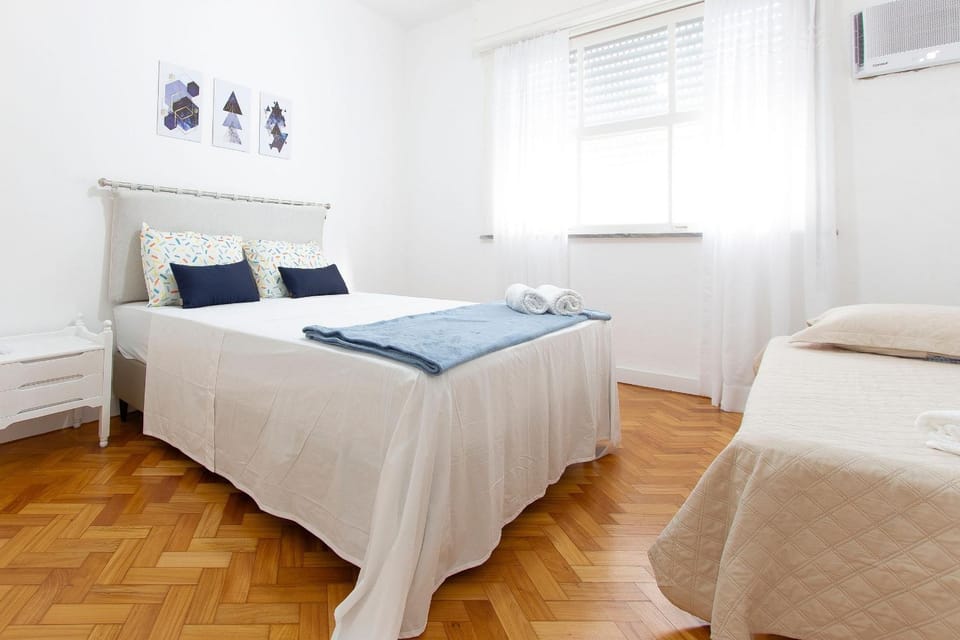 Bed, View (from property/room), Photo of the whole room, Bedroom
