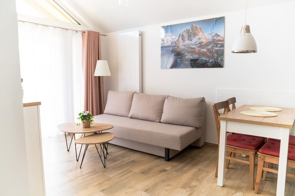 Osada Górska Apartament Lofoty Apartment in Lower Silesian Voivodeship