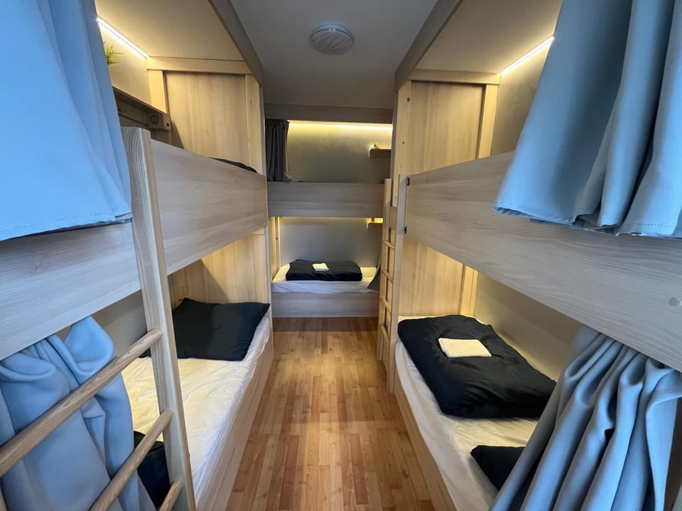 Photo of the whole room, bunk bed