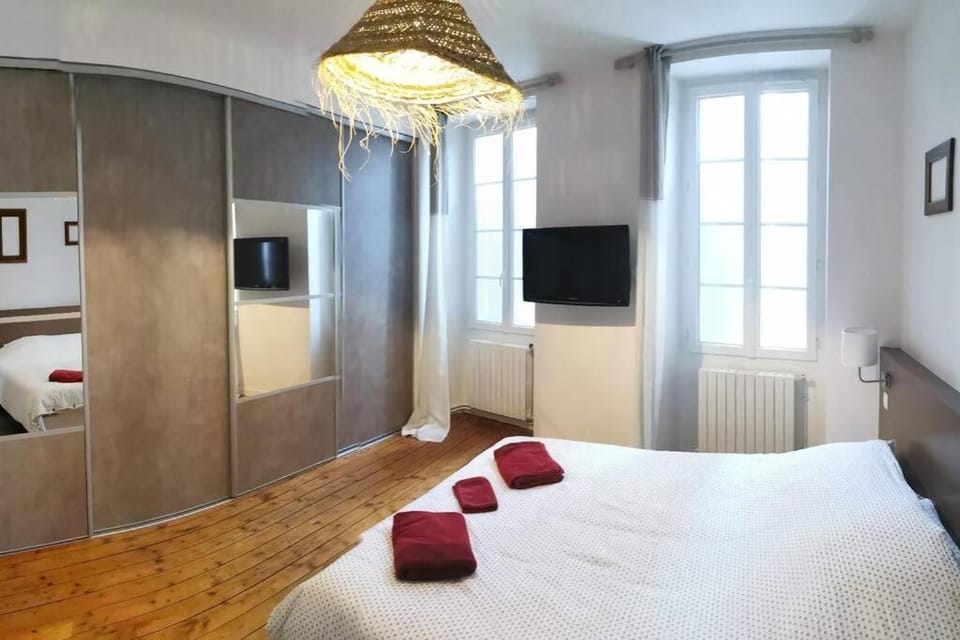 Agréable maison de ville, de 1 à 6 personnes, à 5 min à pied du centre ville de Cognac Villa in Cognac