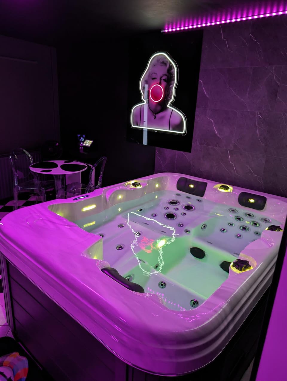 Hot Tub