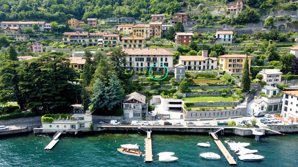 Property building, Bird's eye view